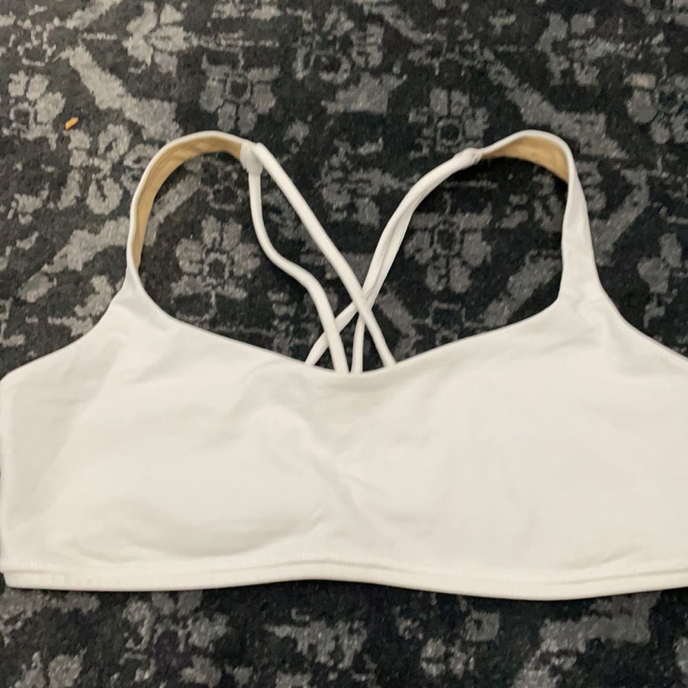 Lululemon sports bra